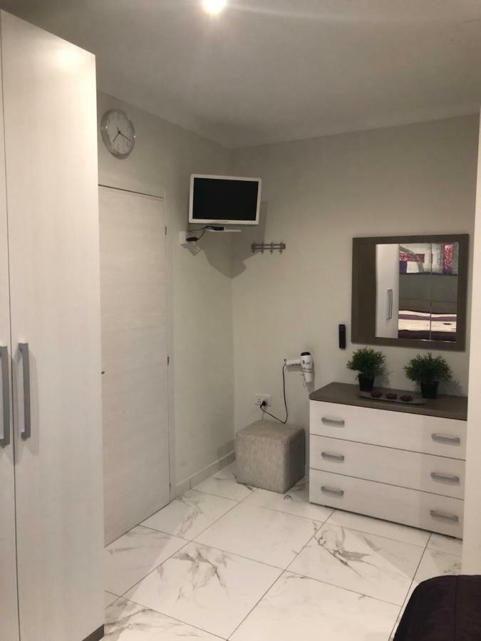 מרססקלה Marsascala Sea View Apartment & Penthouse מראה חיצוני תמונה